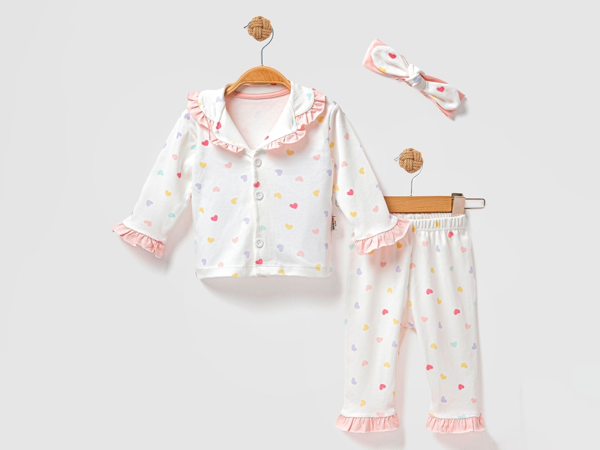 Kalp Desenli Kız Bebek Pijama Takımı